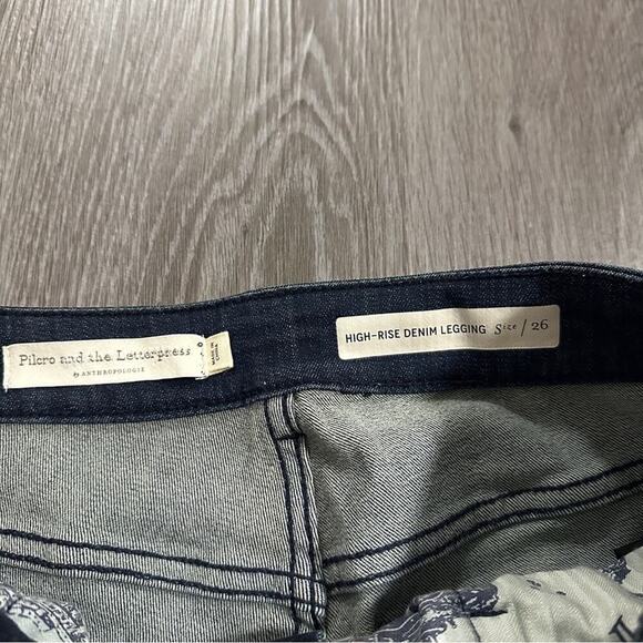 Anthropologie Pilcro Dark Wash Mid Rise Denim Legging Skinny Jeans Size 26 - Picture 6 of 10